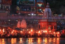 मकर संक्रांति पर हरिद्वार में श्रद्धालुओं की ऐतिहासिक भीड़, 4.90 लाख ने हर की पैड़ी पर लगाई आस्था की डुबकी