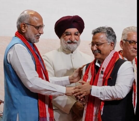 рдкреНрд░реЛ. рджреБрд░реНрдЧреЗрд╢ рдкрдВрдд рдХреЛ рдорд┐рд▓рд╛ рдЙрддреНрдХреГрд╖реНрда рдХрд╛рд░реНрдп рд╕рдореНрдорд╛рди